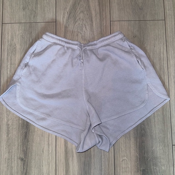 brandy melville waffle purple shorts - Picture 2 of 3